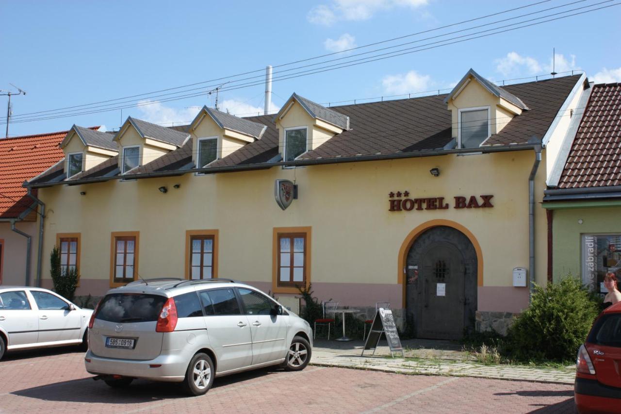 زنويمو Hotel Bax المظهر الخارجي الصورة