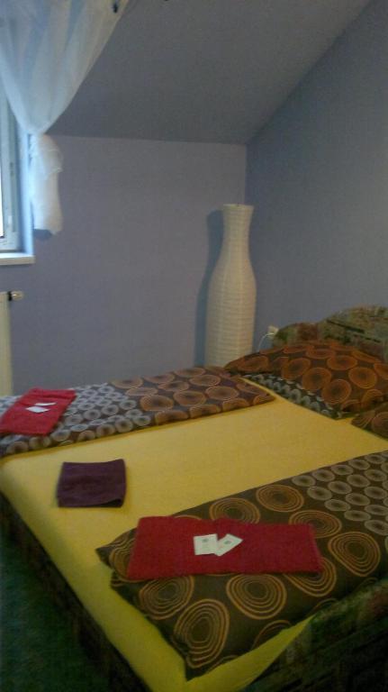 زنويمو Hotel Bax المظهر الخارجي الصورة